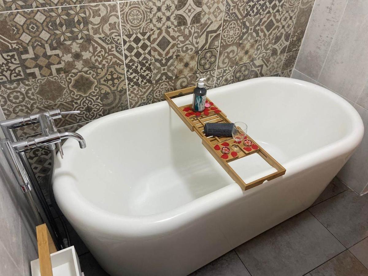Gozo Ta Cenc Residence With Communal Pool 사넷 외부 사진